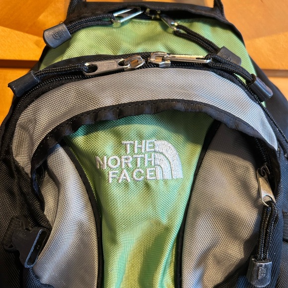 The North Face Yaiza 55L hiking backpack. Vintage. Great condition. - Picture 4 of 5